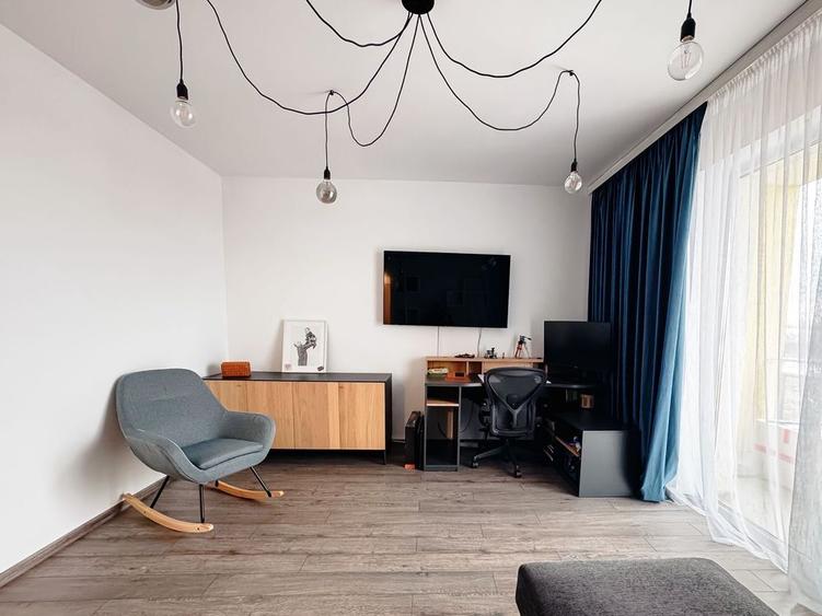 Apartament 2 camere decomandat + loc parcare inclus - 1