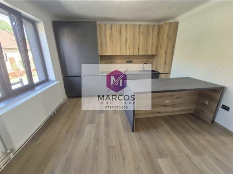 Vand casa in zona Blocului 800 - 13