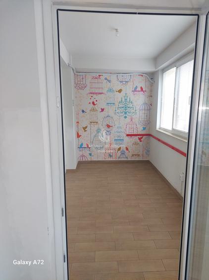 Birou, de 130 mp, în Romană