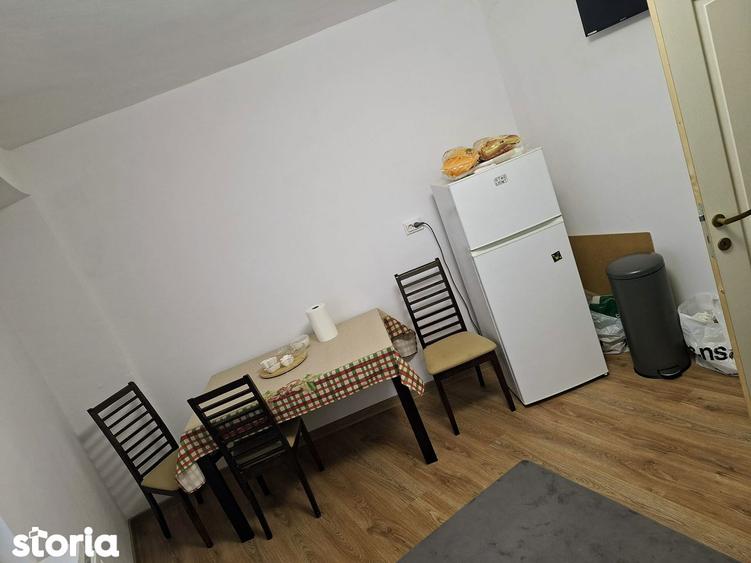 Apartament cu 3 camere decomandat în Banat