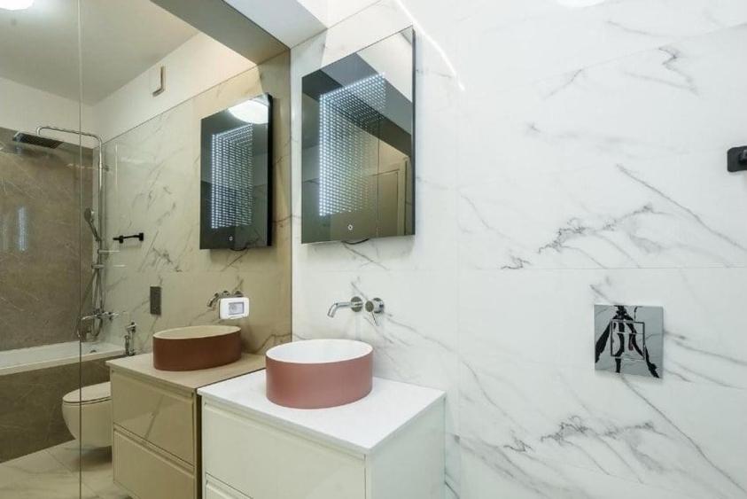 Apartament cu 3 camere, mobilat în Nordului