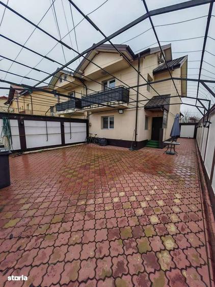 Casă cu 5 camere cu Teren 191 Mp în Central