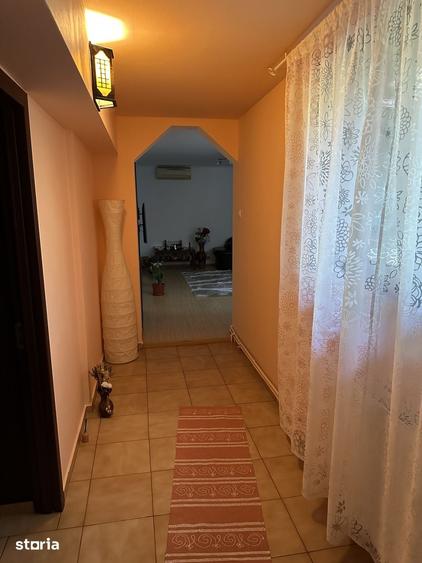 Casă cu 4 camere cu Teren 225 Mp în Rahova