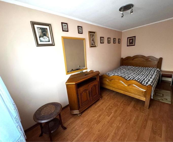 Casă cu 2 camere în Central