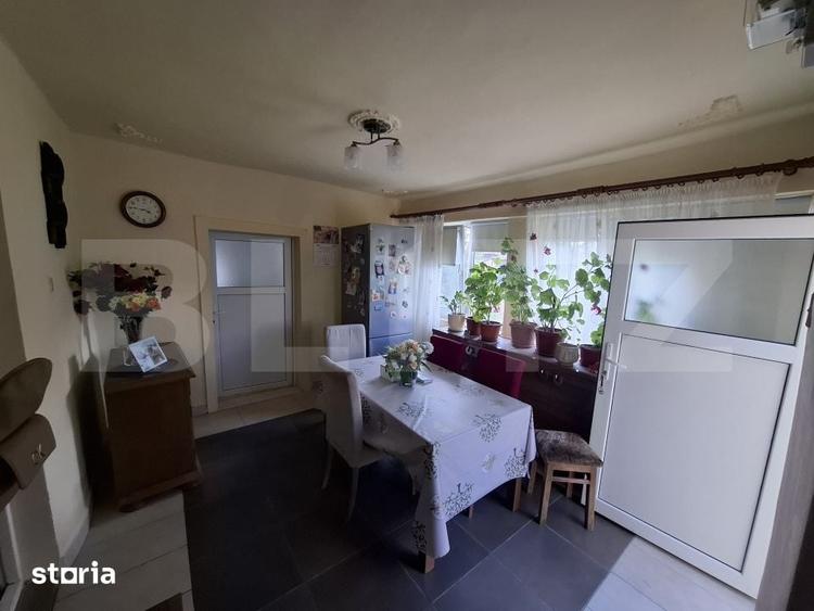 Casă cu 2 camere cu Teren 2880 Mp în Gelu