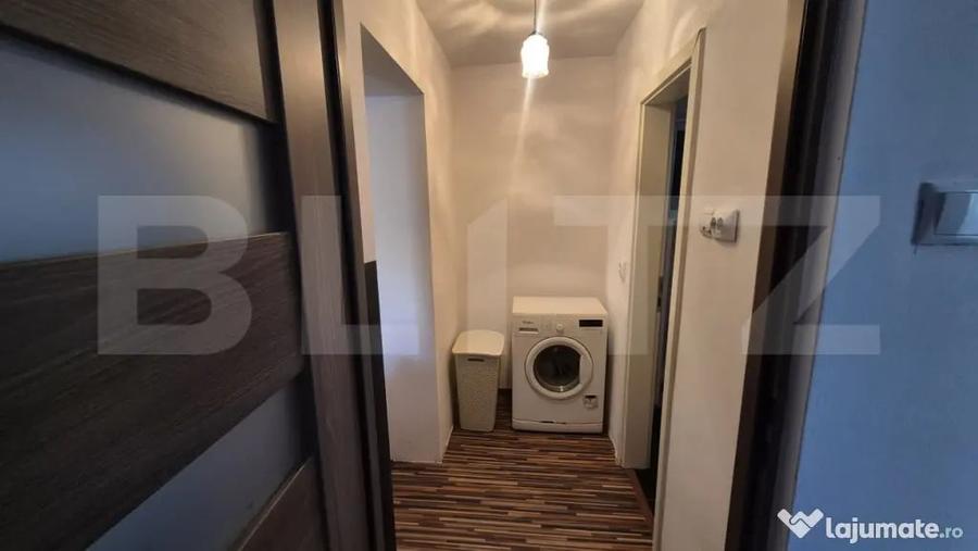 Apartament cu 2 camere semidecomandat în Botizului
