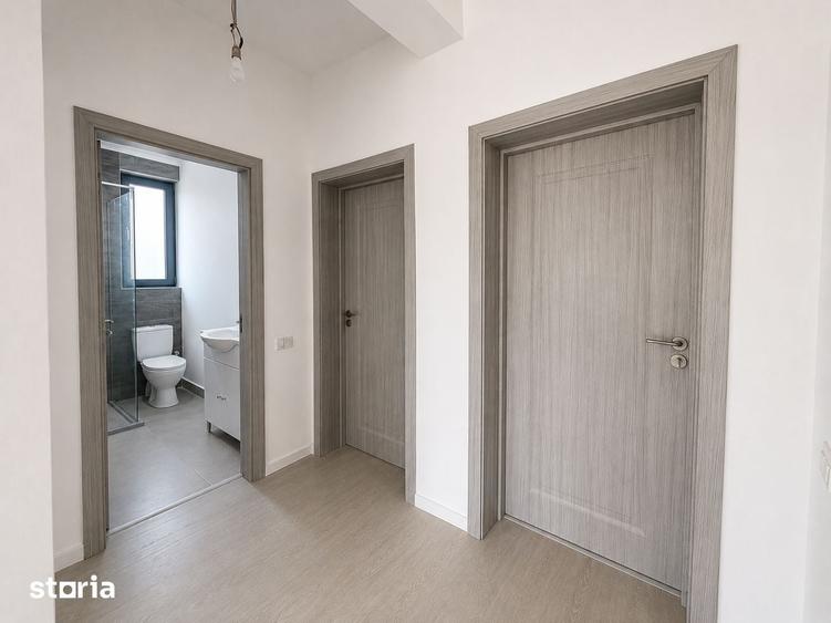 Casă cu 4 camere cu Teren 330 Mp în Crevedia