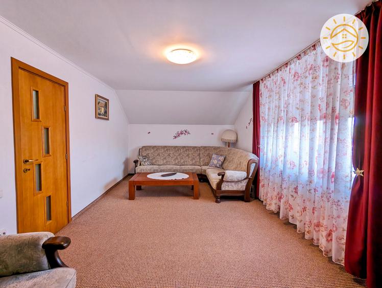 Casă cu 6 camere cu Teren 180 Mp în Centrul Istoric