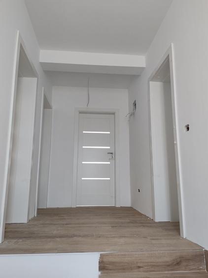 Casă individuală cu 4 camere Valea Lupului-Iași PLACĂ DE BETON! COMISION 0 - 7