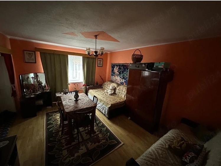 Casă cu 3 camere cu Teren 5160 Mp în Siculeni
