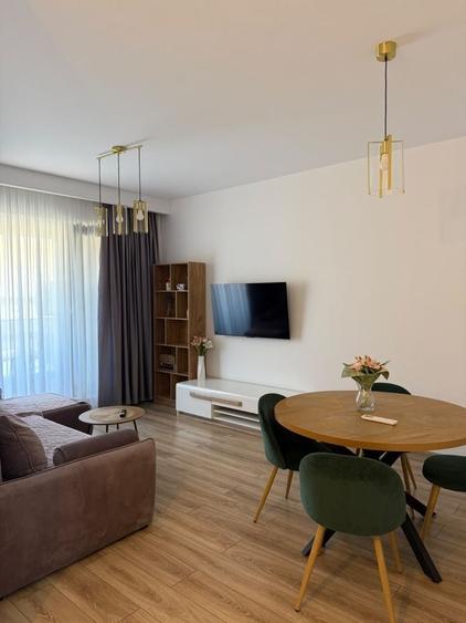 Apartament cu 2 camere decomandat în Palazu Mare
