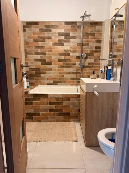 Apartament cu 2 camere decomandat, mobilat în Apărătorii Patriei
