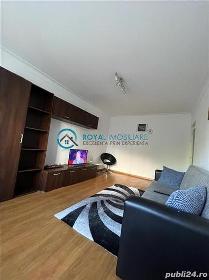 Royal Imobiliare - Inchiriere apartament 3 camere, zona Penes Curcanul - 1