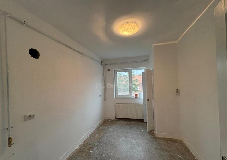 Resita,Ap.2cam, cf.1, Decom. Lunca - 2