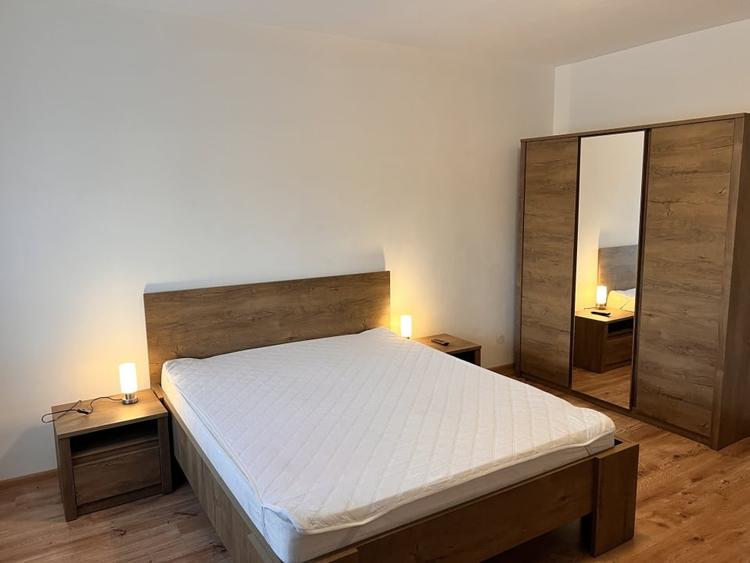 Garsoniera spatioasa 40mp anl Resita - 1