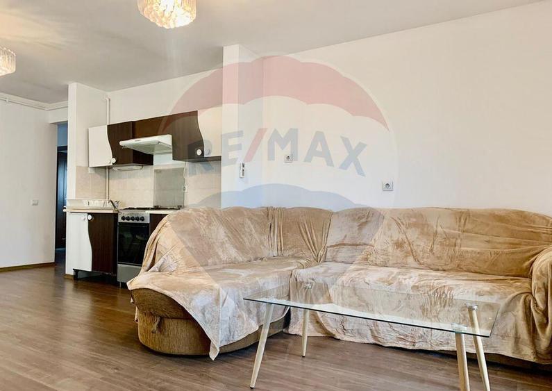 Apartament in zona Centrala, et.1, curte privata. - 2