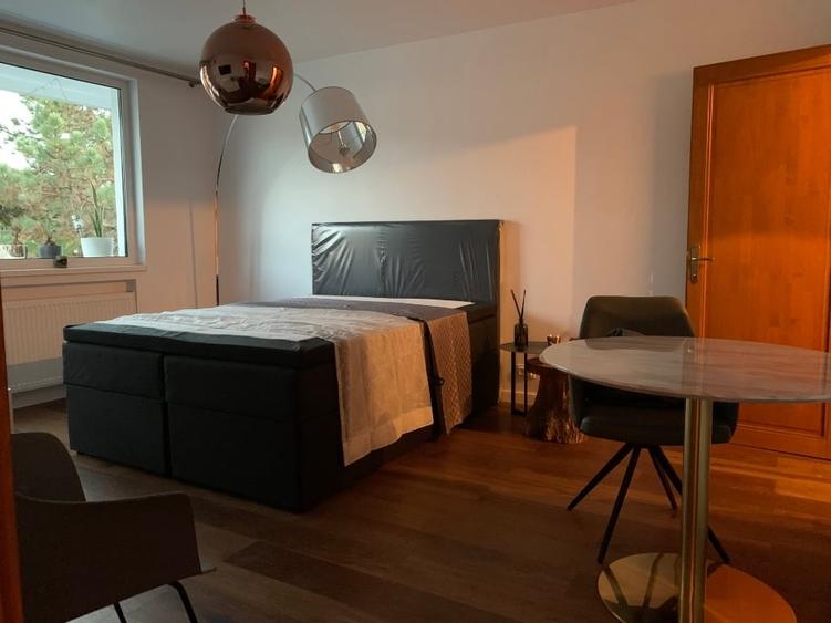 Apartament cu 2 camere decomandat, mobilat în Cornișa
