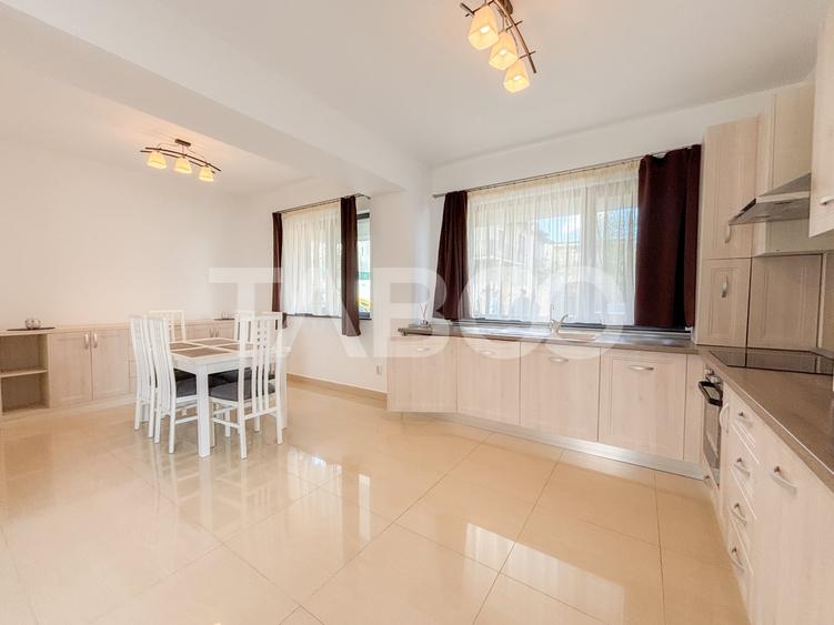 De vanzare in cartier Europa casa tip duplex 4 camere modern la cheie - 3