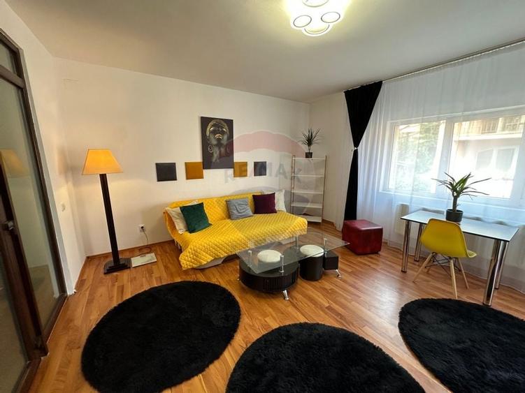 Apartament cu 3 camere de inchiriat in Andrei Muresanu - 5