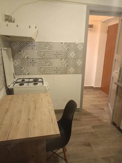 Particular vand apartament cu doua camere blocurile tip vila Astra - 3