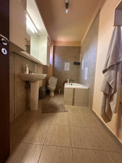 OCAZIE SE VINDE VILA SPATIOASA IN ORASUL PANTELIMON IF APROAPE DE CENTRU - 12