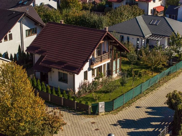 De vanzare stil de viata exclusivist in casa de lemn tip canadian - Primaverii - 22