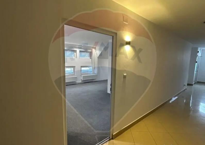 Birou 35 de mp utili langa Carrefour - 6