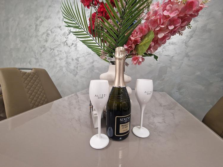 Mamaia Nord(Alezzi Odysey)- 2 camere mobilat nou,Parcare,Piscina,Spa, Jacuzzi - 5