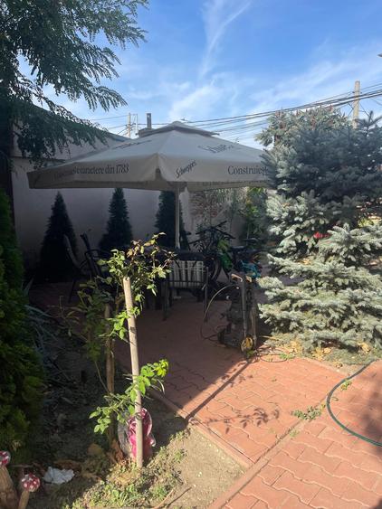 Casă individuală cu 4 camere cu Canalizare în Central