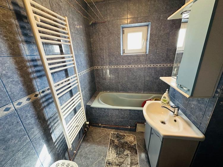 Inchiriez apartament 2 camere - 1