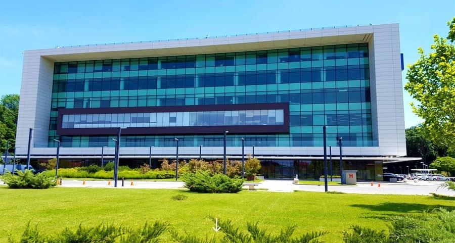 Inchiriere spatiu showroom in Platinum Business & Convention Center - Baneasa - 1