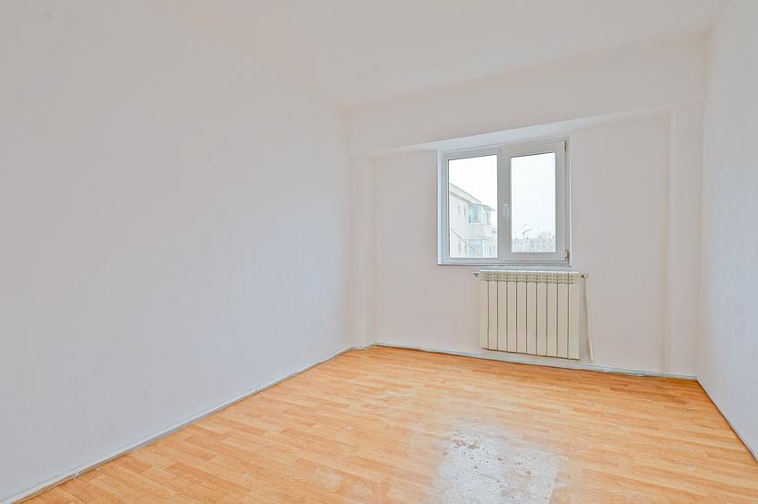 Apartament cu 3 camere de vânzare în Mangalia, 600 m până la plajă . - 3