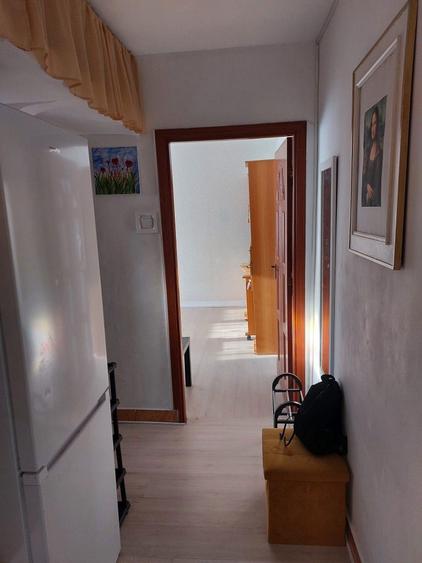 Vand apartament 3 camere micro 4 - 2