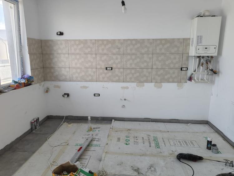 CASA CUMPANA| 4 DORMITOARE| TOATE UTILITATILE| - 2