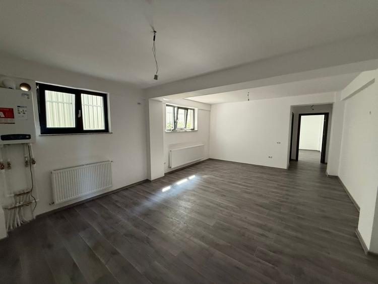 Apartament 2 camere, open-space, 54mp, cartier 1 Mai, Centru Multifunctional - 1