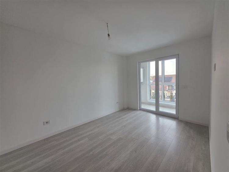 Apartament 2 camere - Etaj 1, balcon închis - Str. Soarelui, Păcurari - 5