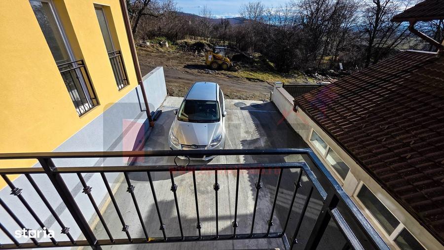 Casa P+E Noua, singur in curte, Garaj, Viile Sibiului, Gradina |VIDEO - 11
