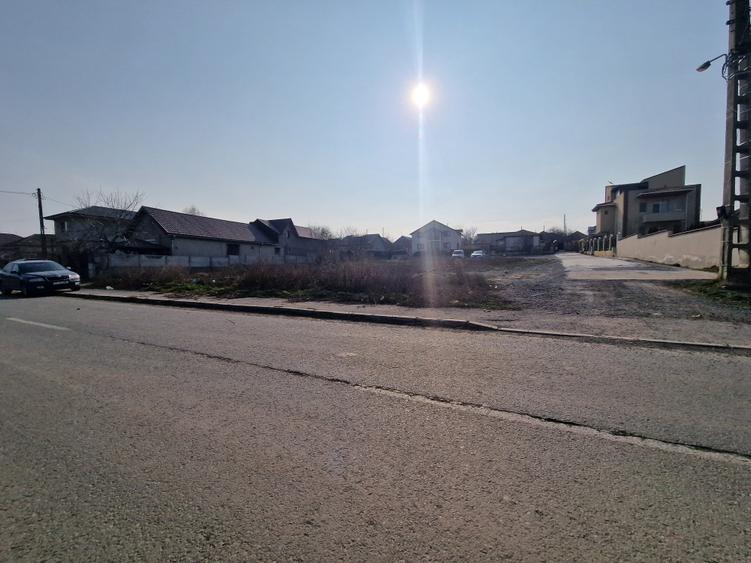 Teren Intravilan 1766mp cu deschidere dubla la asfalt și alee, toate utilitățile - 3