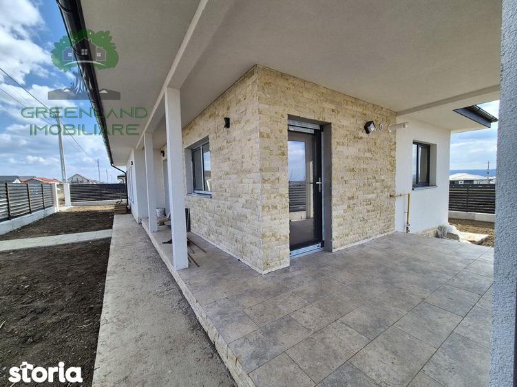 CASA PARTER 4 camere, 2 bai, 108mp, teren 400mp, Miroslava-Vorovesti - 1