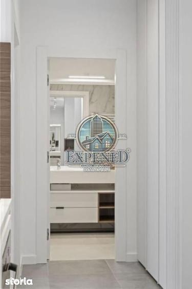 Apartament cu 2 camere semidecomandat în Văcăresti