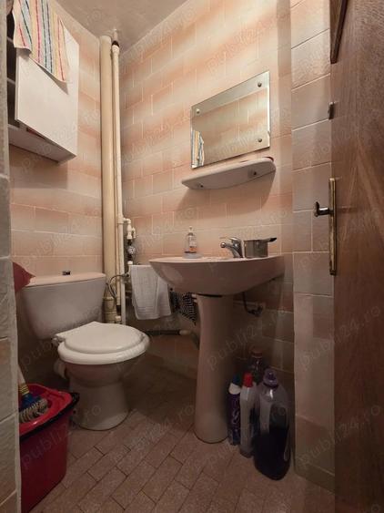 Apartament --3 camere -podgoriilor etajul 2 - 11