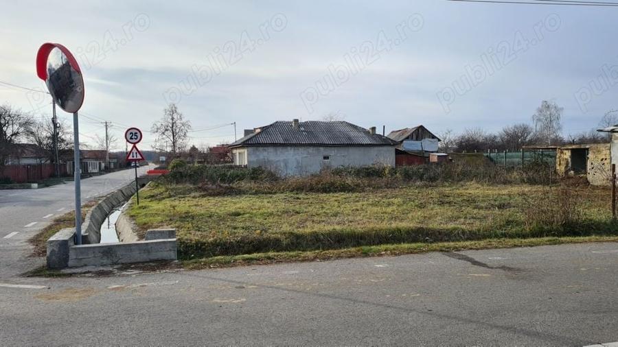 Teren de 670 mp, în Priseaca