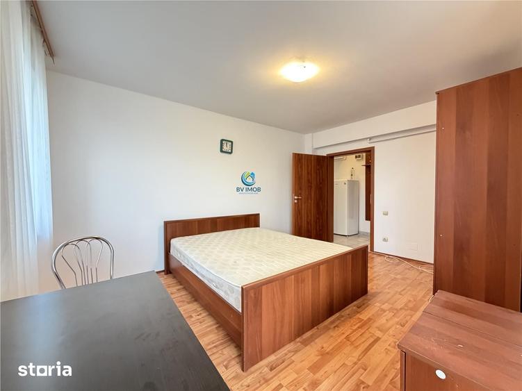 Vanzare garsoniera decomandata in bloc de apartamente, zona Garii - 3