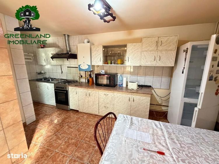 Casa in oras, 4 camere, 202 mp, anexa, garaj, Podu de Fier - 12