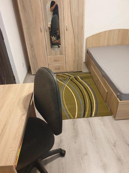 Inchiriez apartament. - 1