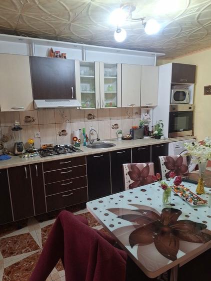Casa de vanzare cu 4 camere , 120mp, full mobilata - 2
