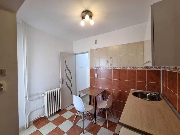 Apartament 2 camere, decomandat, vedere spate, zona Dorobanti - 7