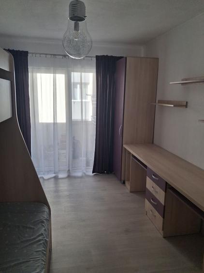 Inchiriez ap. 3 camere Sesul de Sus Floresti - 7