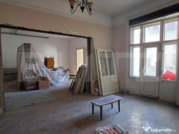 Spa?iu comercial 160 mp + terasa 40 mp, langa Pia?a Sfa - 6