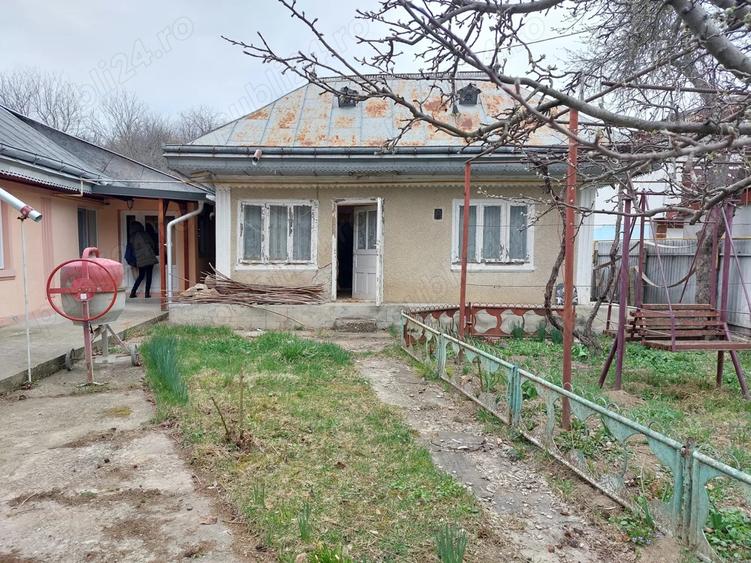 Vand sau schimb cu apartament, casa in Magura, Bacau - 3